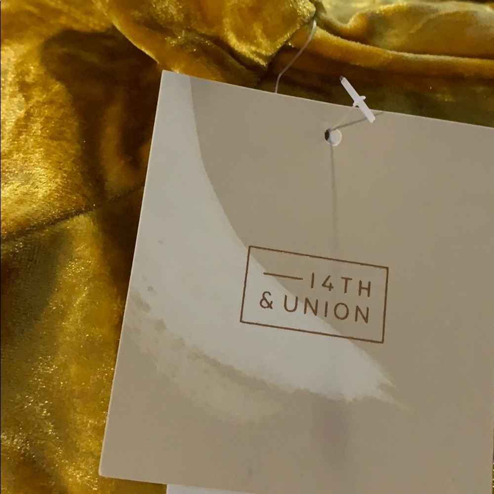 14th & Union Velvet Back Bow Mock Neck Top Yellow - Picture 8 of 8